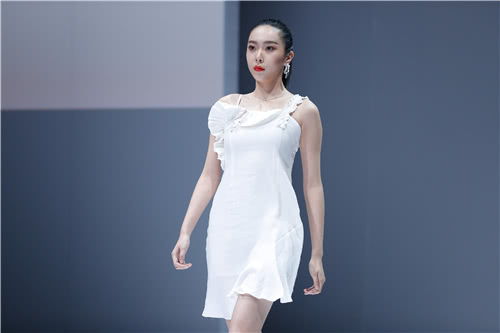 饰尚·生活·服装 2018北京服装学院服饰艺术与工程学院毕业生作品发布会